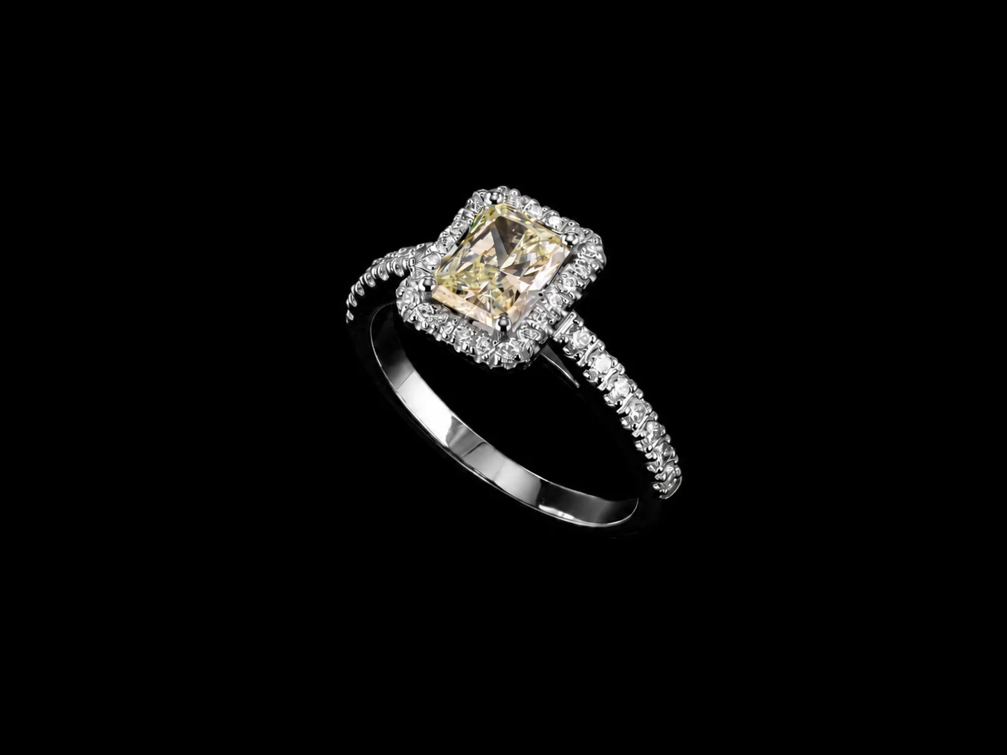 "RadiantCut™" Ring – White gold 18k