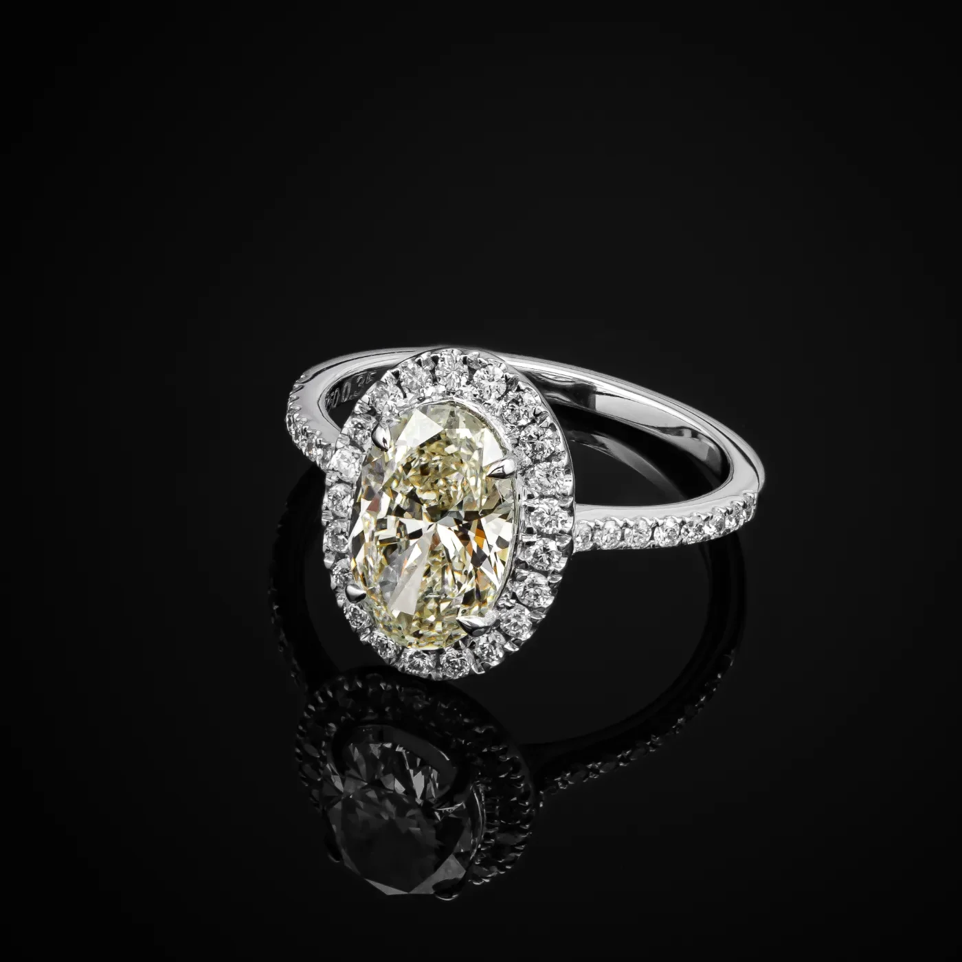Sunburst Ring 1.36ct in white gold, photo 4