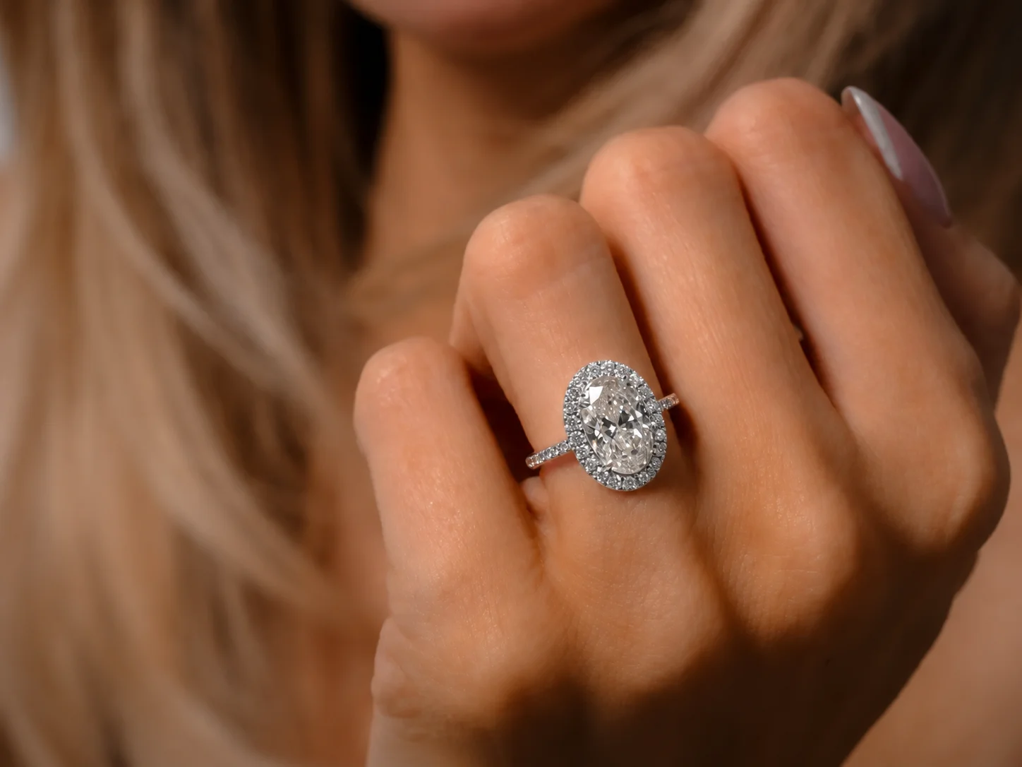 Sunburst 2.07ct Ring in 18k white gold, photo 2