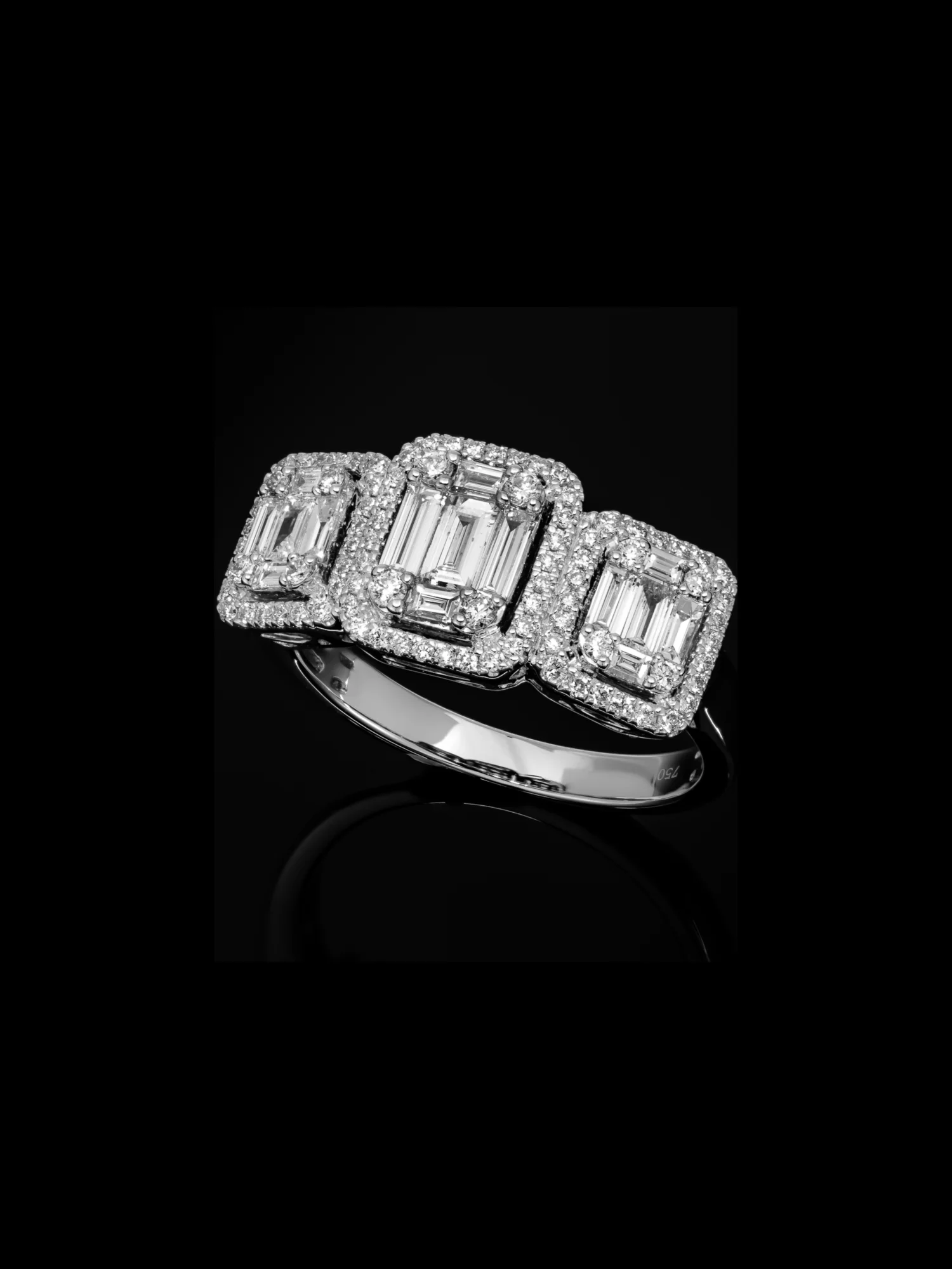 "TripleInvisible™" Ring in white gold 18k, photo 3