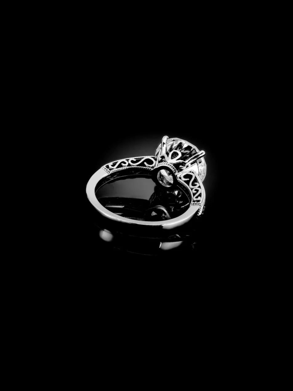 "WhiteLuxury™" Ring 4.40ct in white gold, photo 3