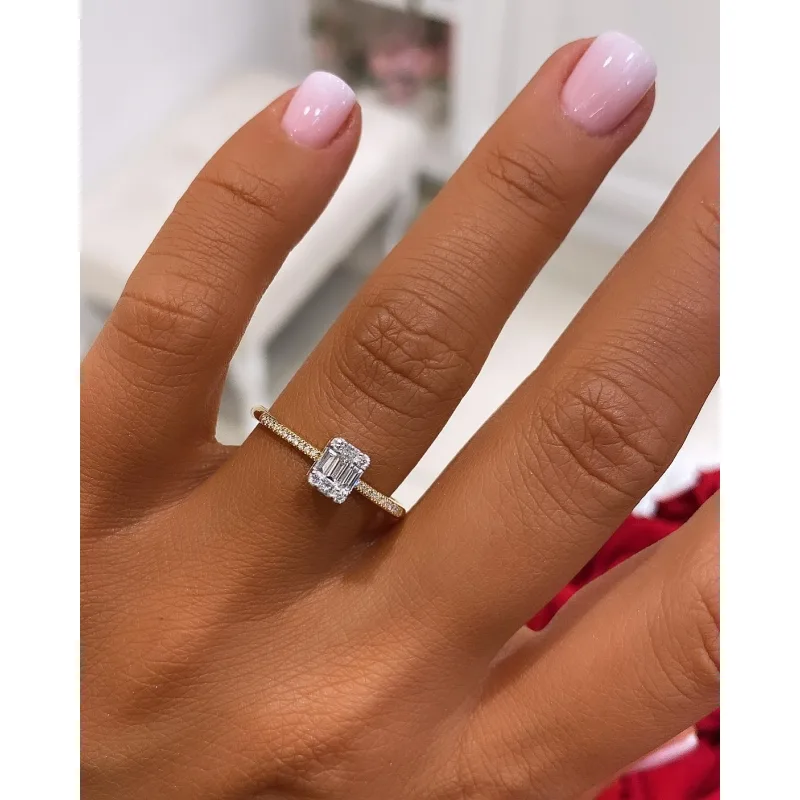 "EmeraldCut™" Engagement Ring in yellow gold 18k, photo 2