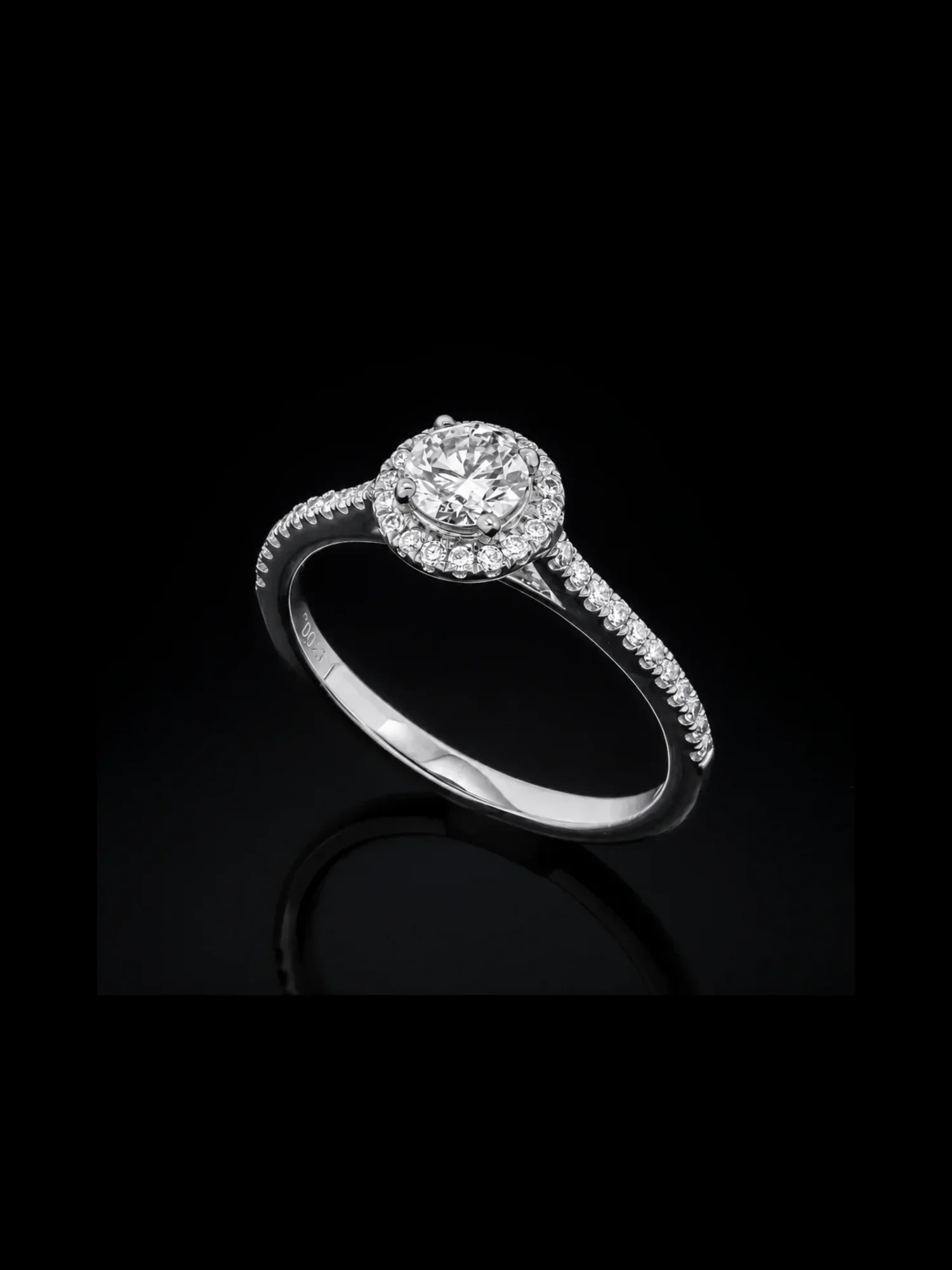 "OneHalo™" 0.41ct Engagement Ring – White gold 18k