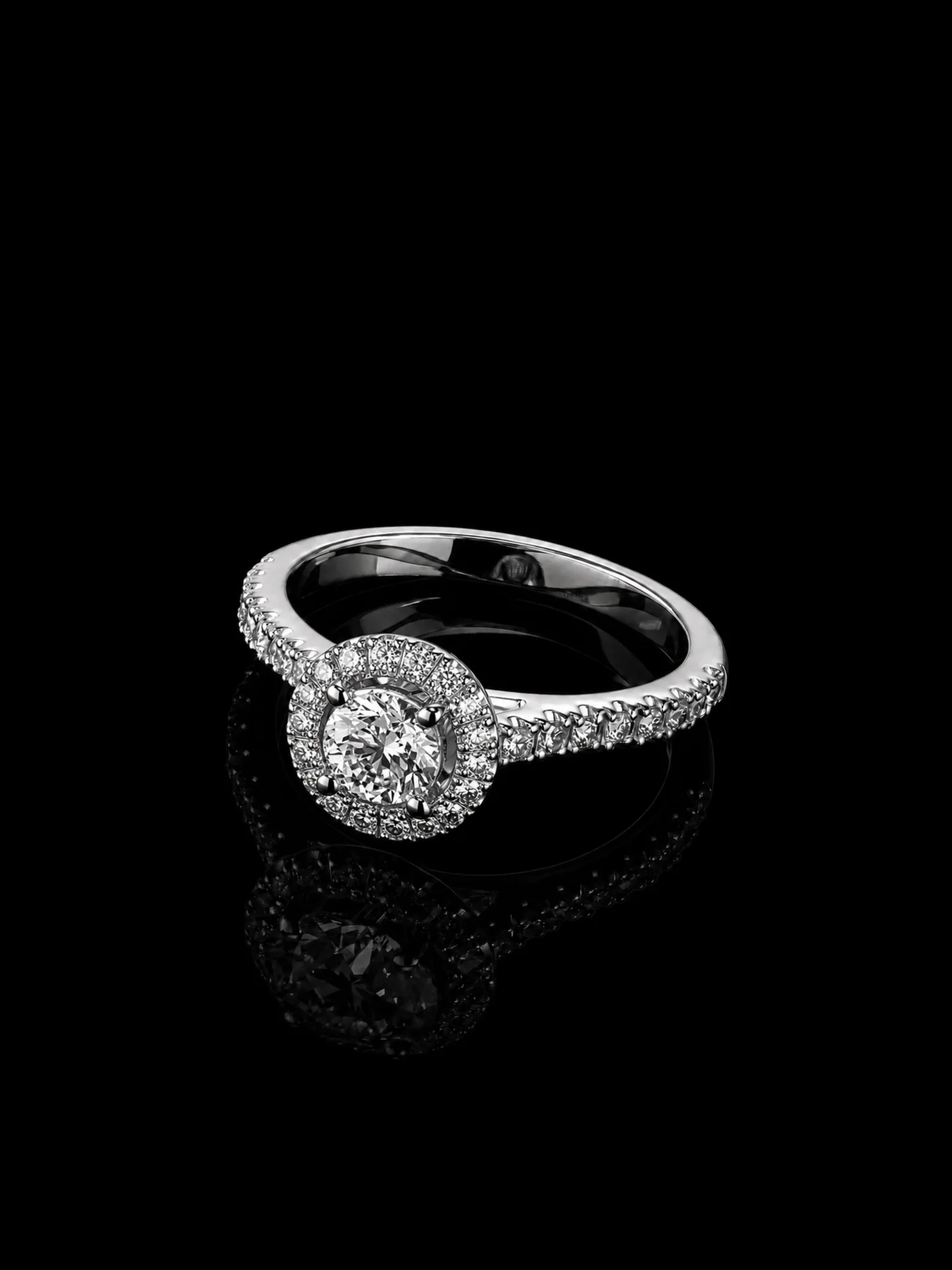 "OneHalo™" Engagement Ring in white gold 18k, photo 3