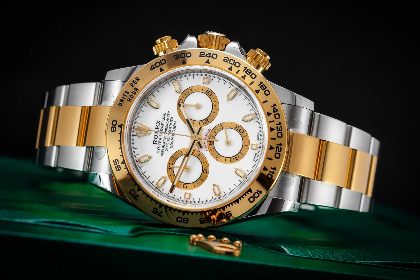 Rolex Cosmograph Daytona 116503 White Dial