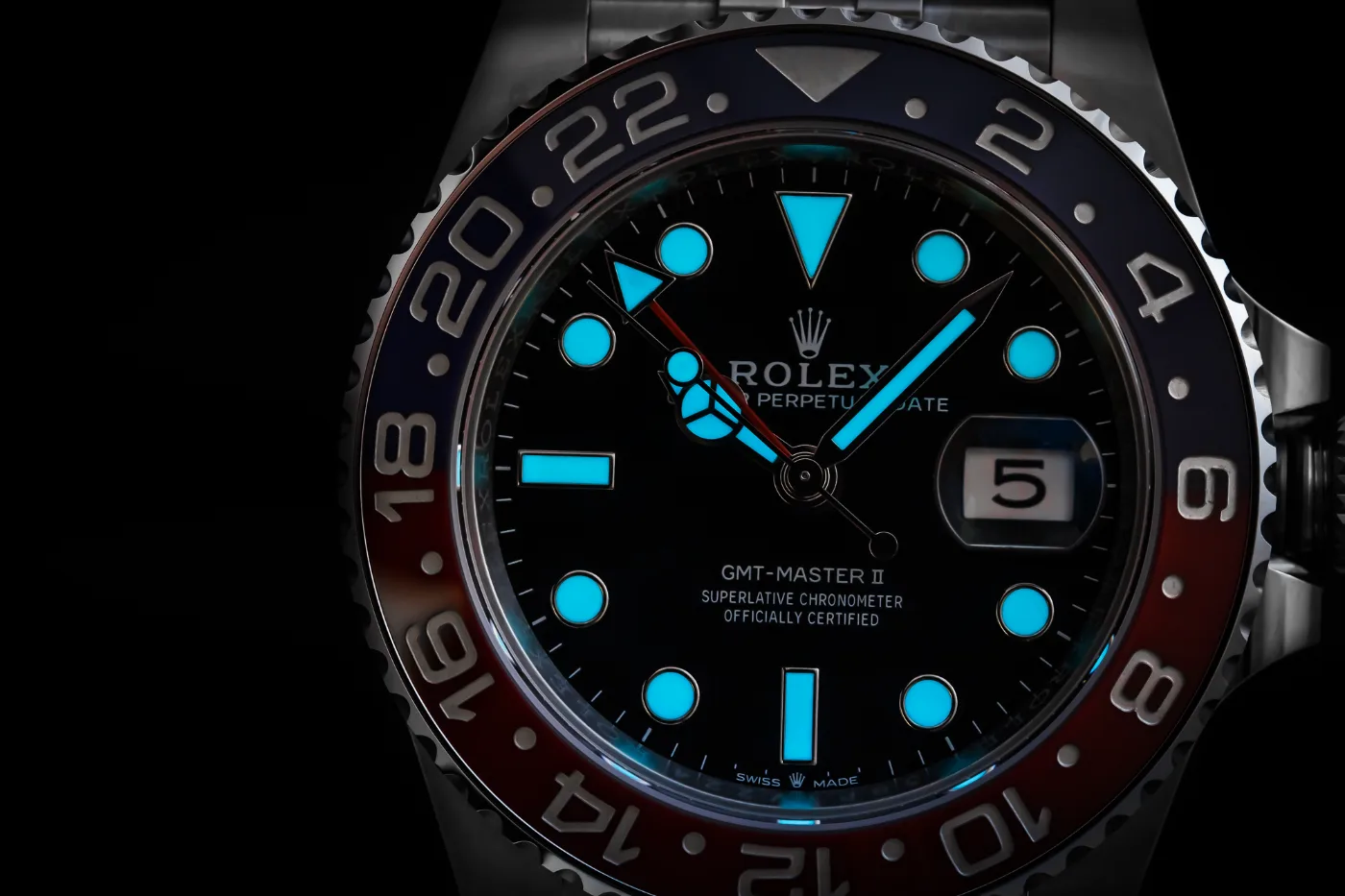 ROLEX GMT MASTER II Pepsi on Jubilee, discontinued 126710BLRO, photo 10