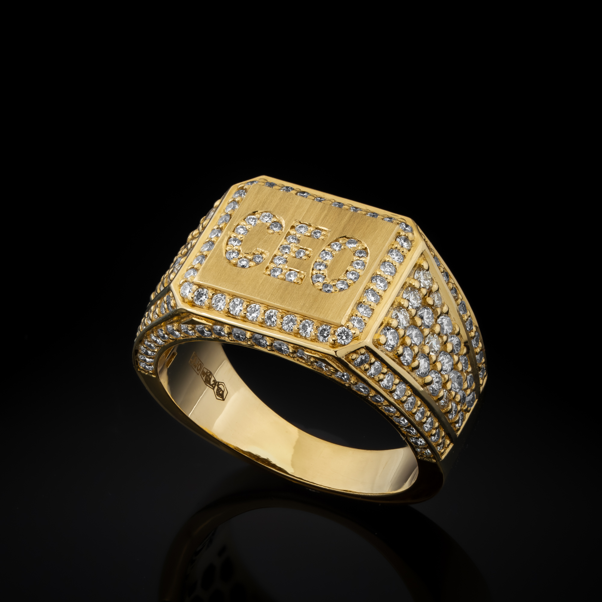 Signet "CEO™" in yellow gold, photo 2