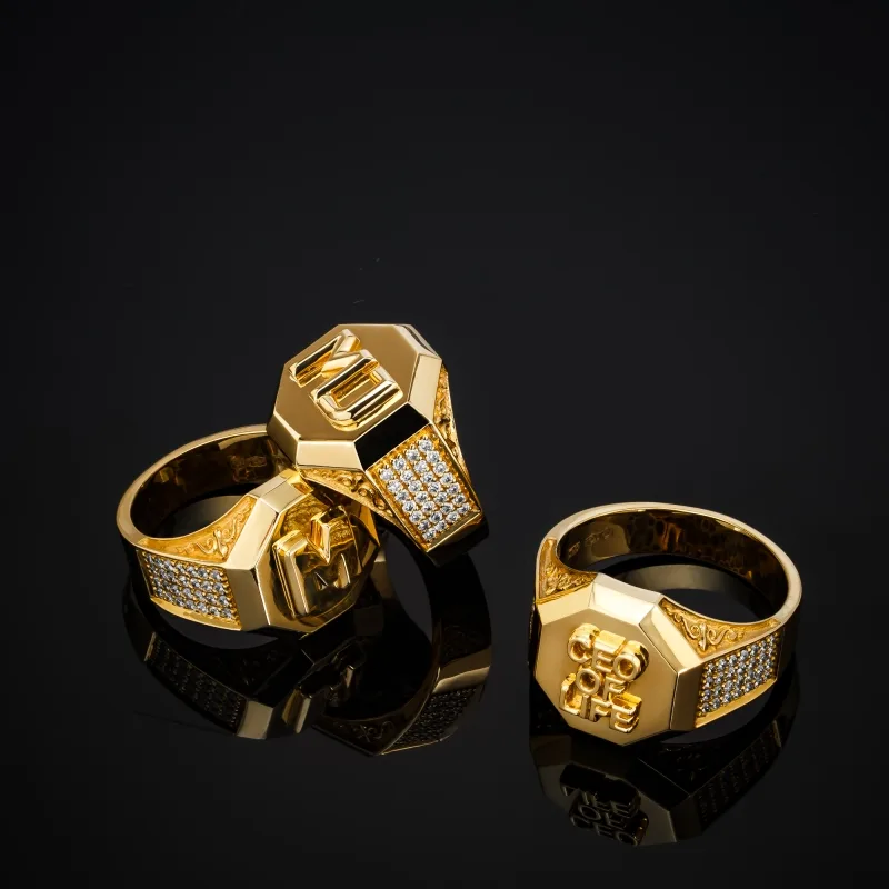 CEOOFLIFE™ Signet Ring in yellow gold, photo 5