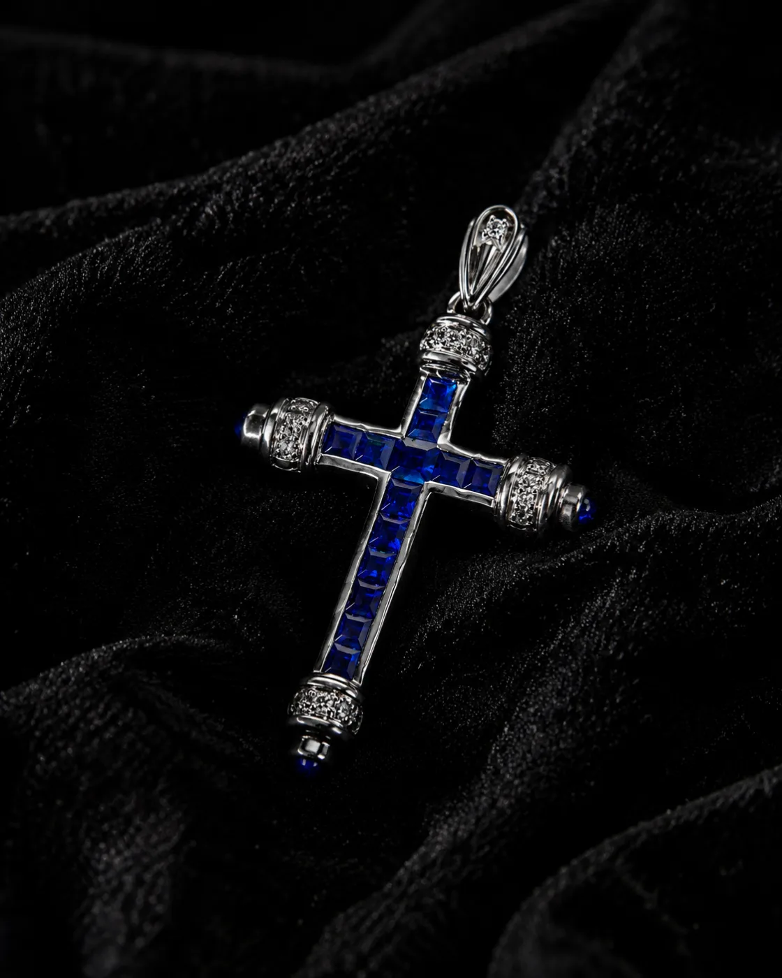 Cross Necklace with Diamonds "SapphireCross™" in white gold, photo 7